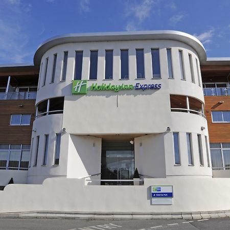 Holiday Inn Express Crewe, An Ihg Hotel Exteriör bild