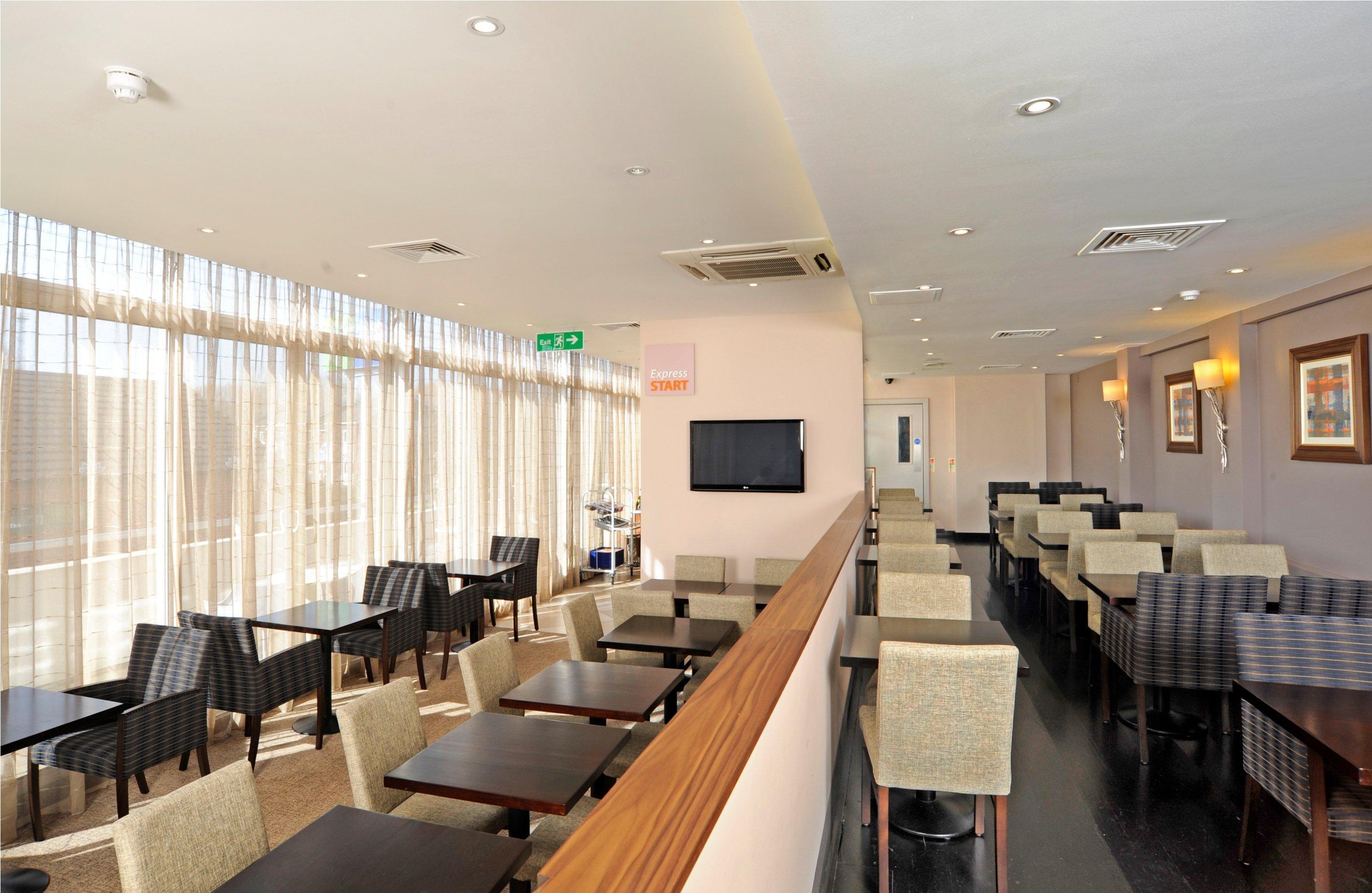 Holiday Inn Express Crewe, An Ihg Hotel Exteriör bild