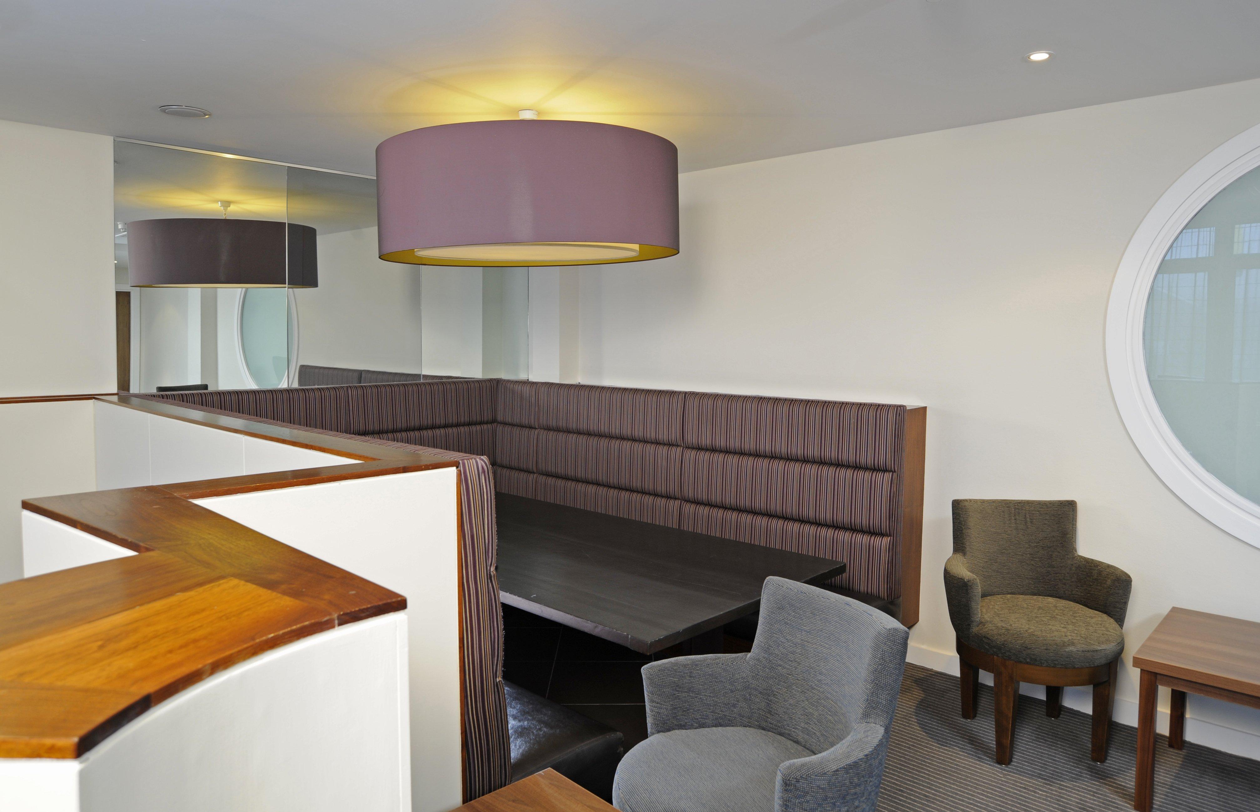Holiday Inn Express Crewe, An Ihg Hotel Exteriör bild