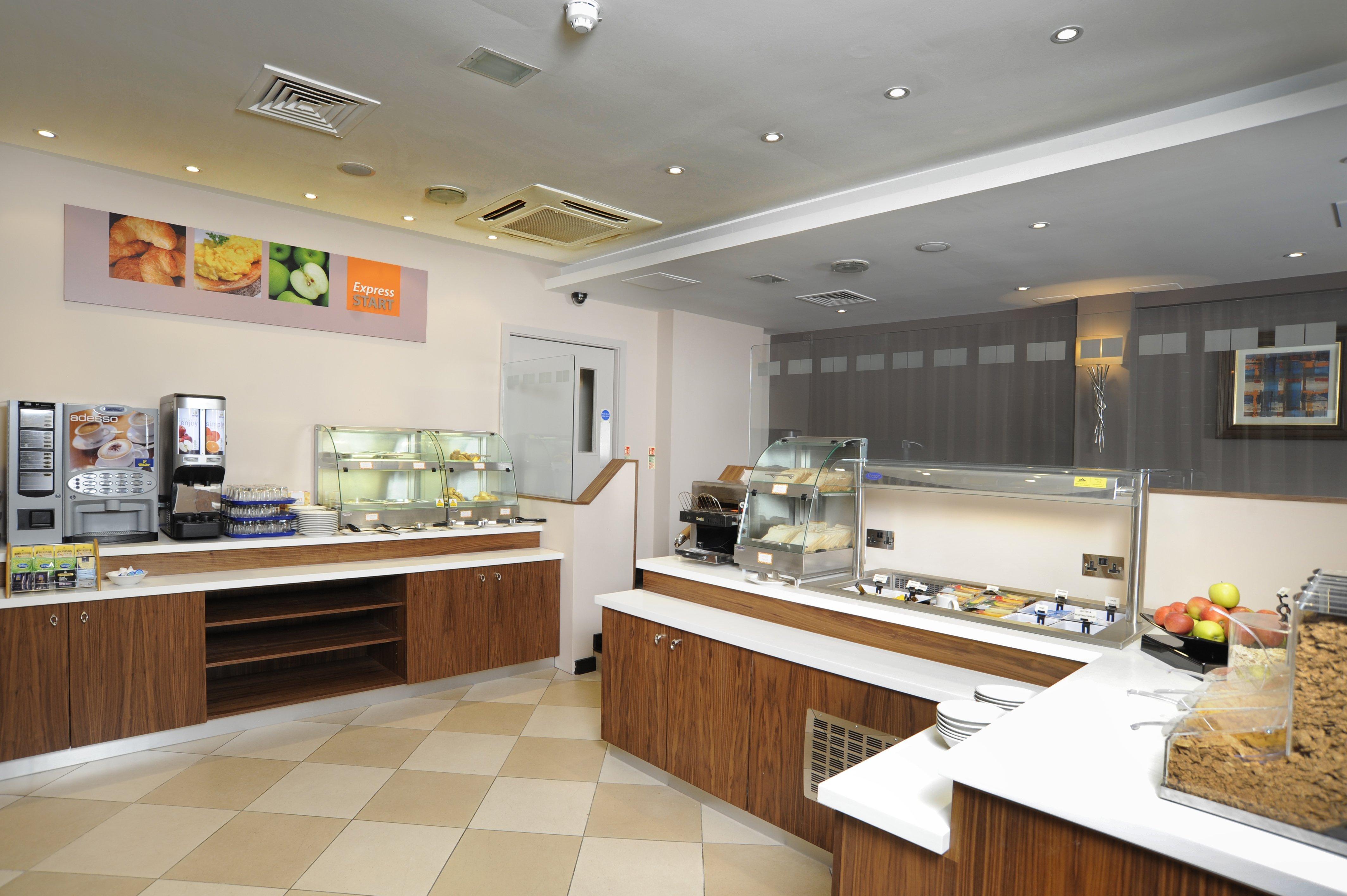Holiday Inn Express Crewe, An Ihg Hotel Restaurang bild