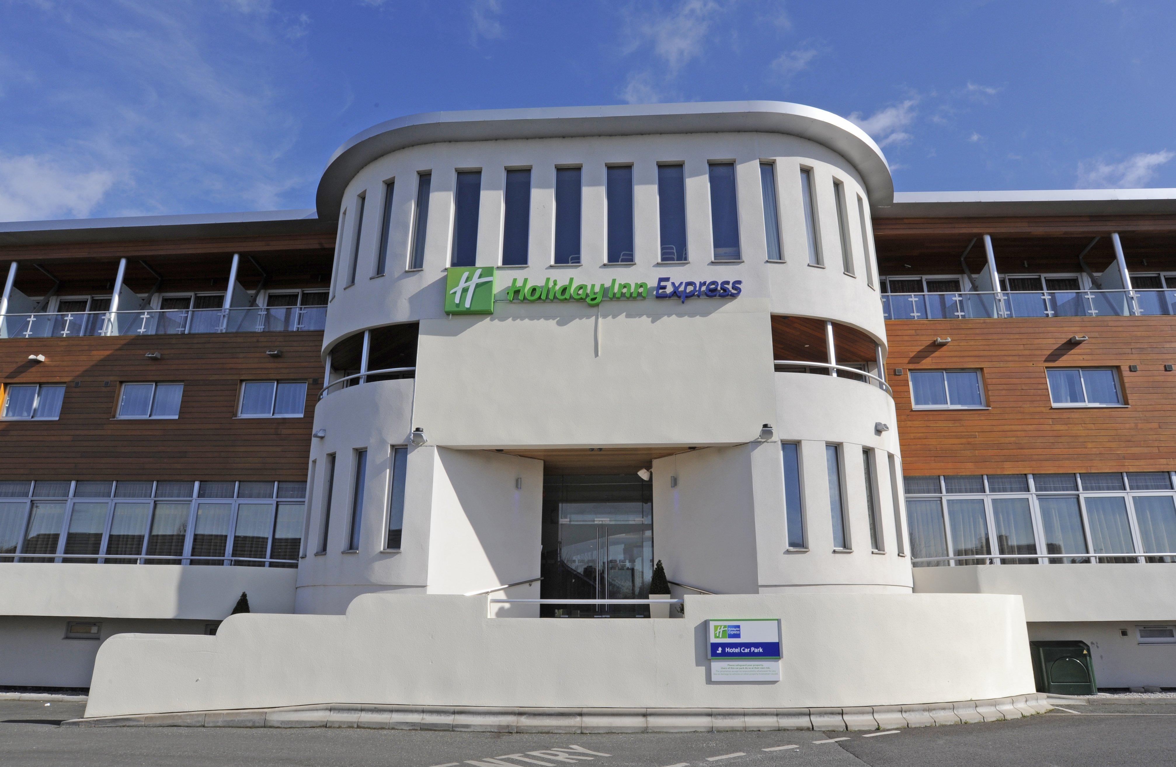 Holiday Inn Express Crewe, An Ihg Hotel Exteriör bild