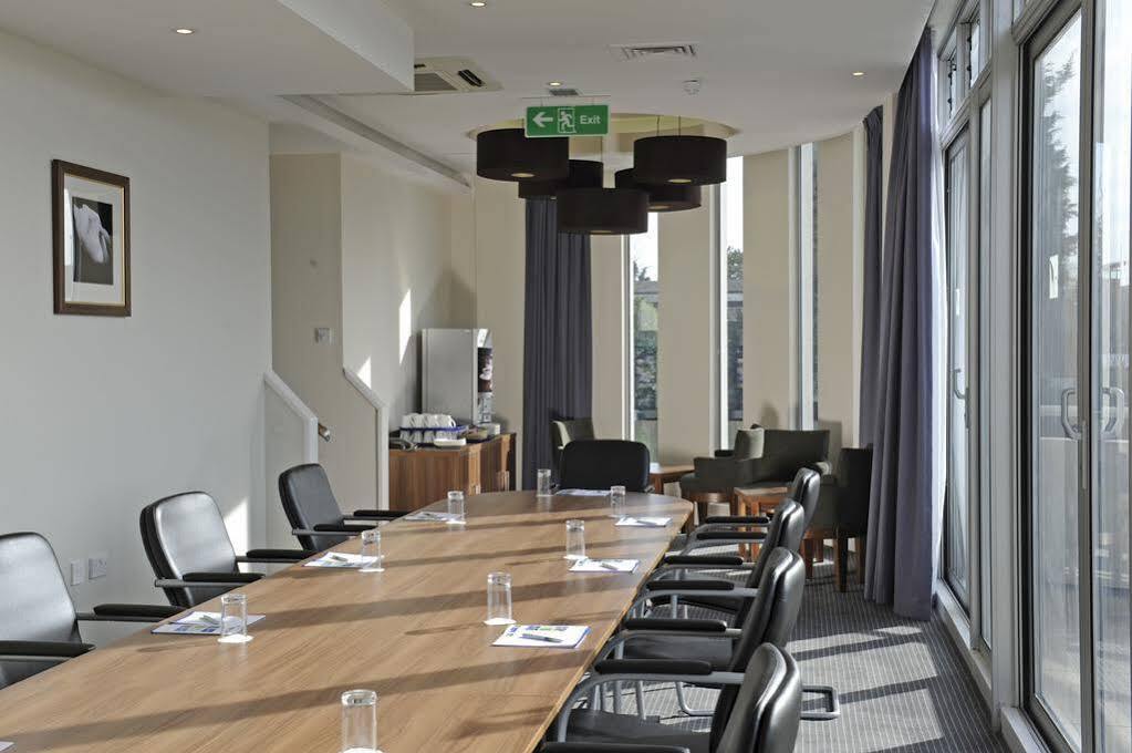 Holiday Inn Express Crewe, An Ihg Hotel Exteriör bild